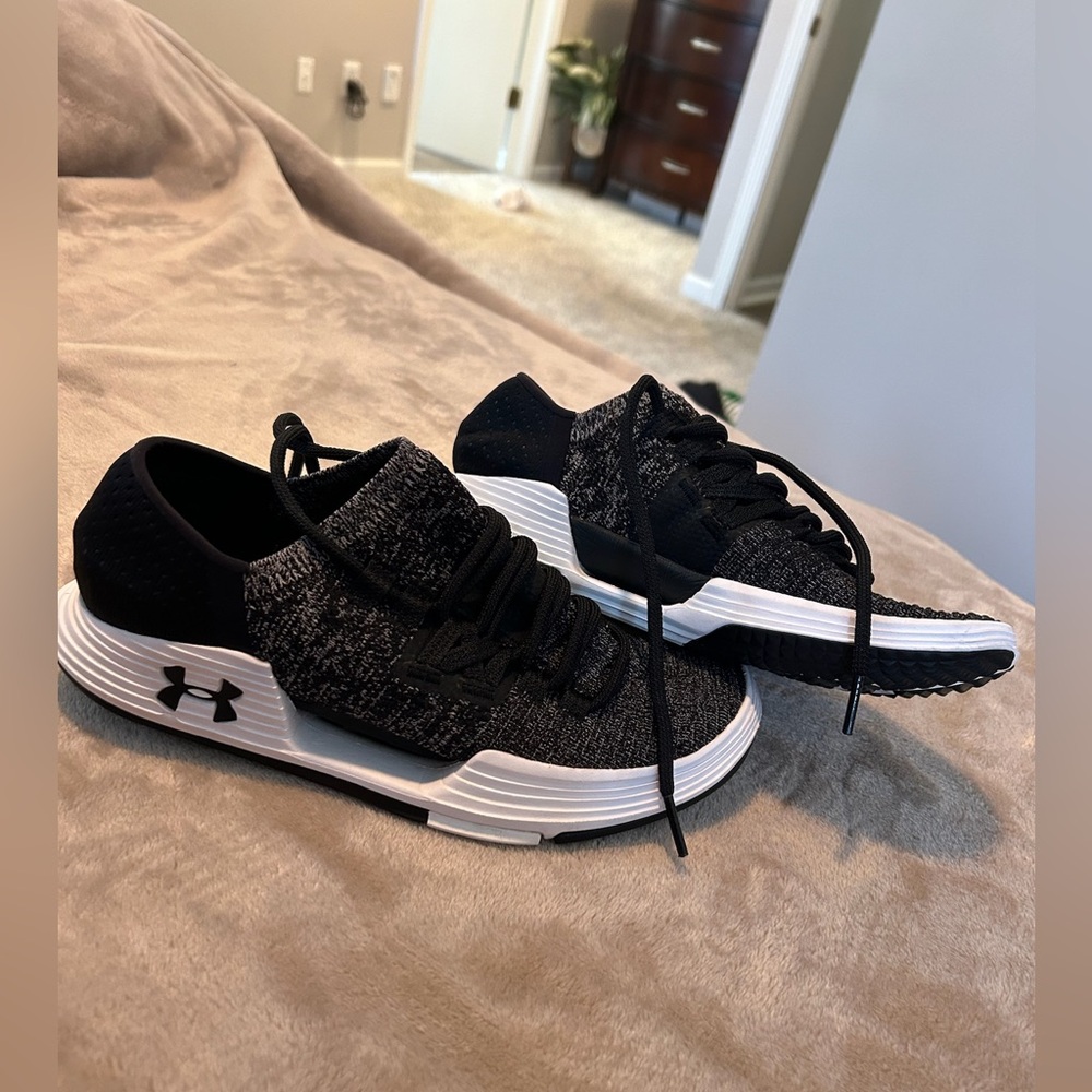 Women’s Black, Charcoal, White Under Armour Shoes, WORN TWICE!!!